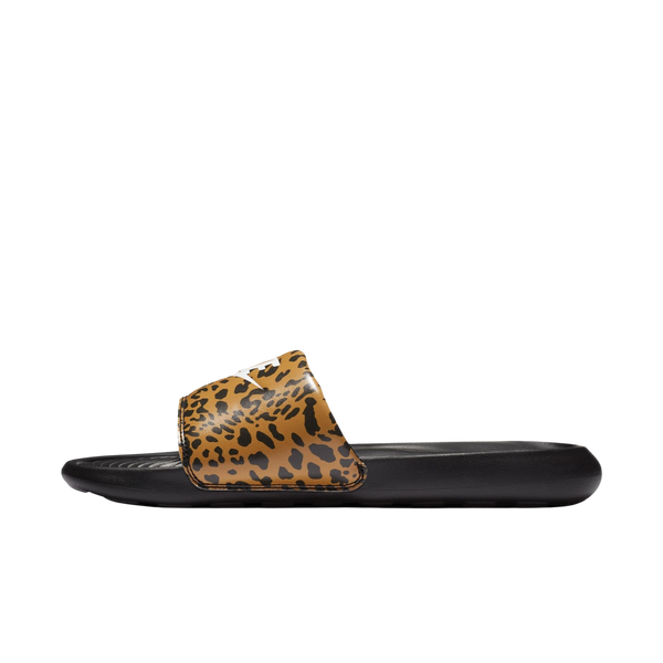 W Nike Victori One Slide Print