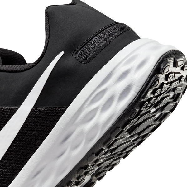Nike Revolution 6 Flyease