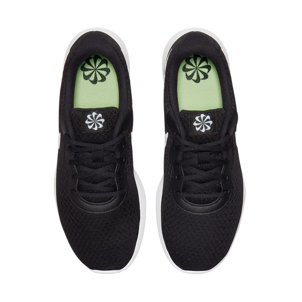 Wmns Nike Tanjun M2Z2