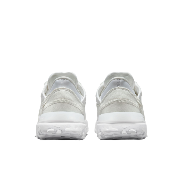 W Nike React R3Vision