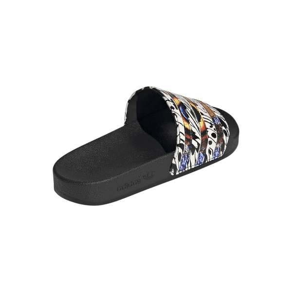 Adilette